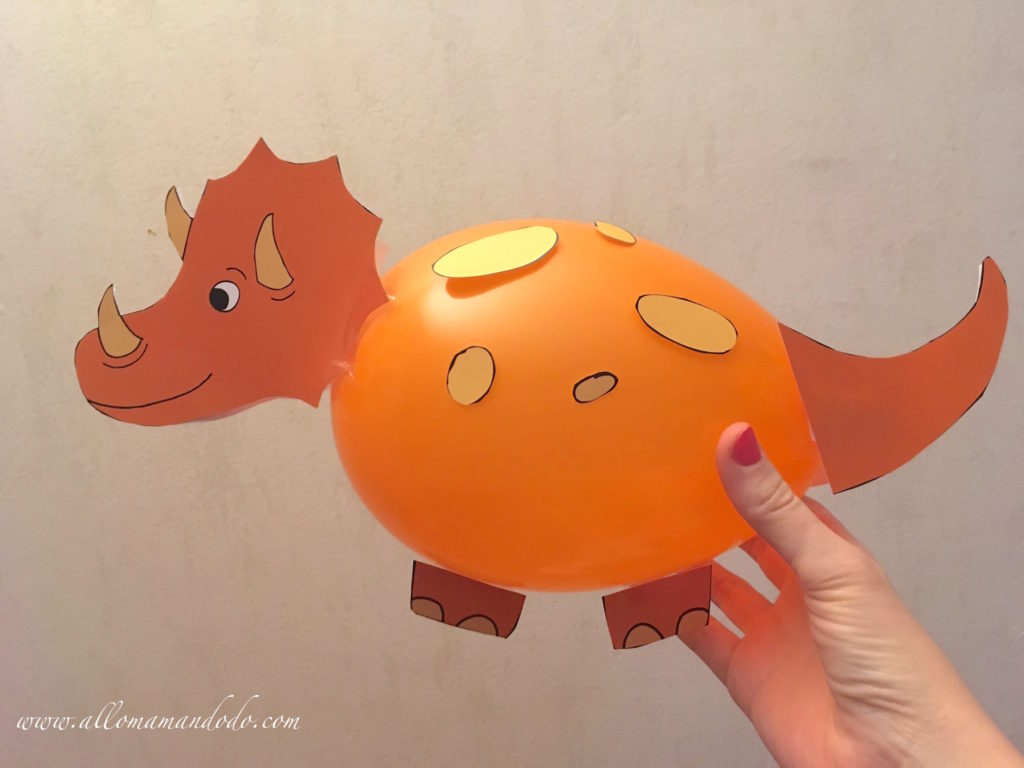 Ma déco d'Anniversaire dinosaure! (PtitePomme 6 ans!) + Printable Dinos  Ballons - Allo Maman Dodo