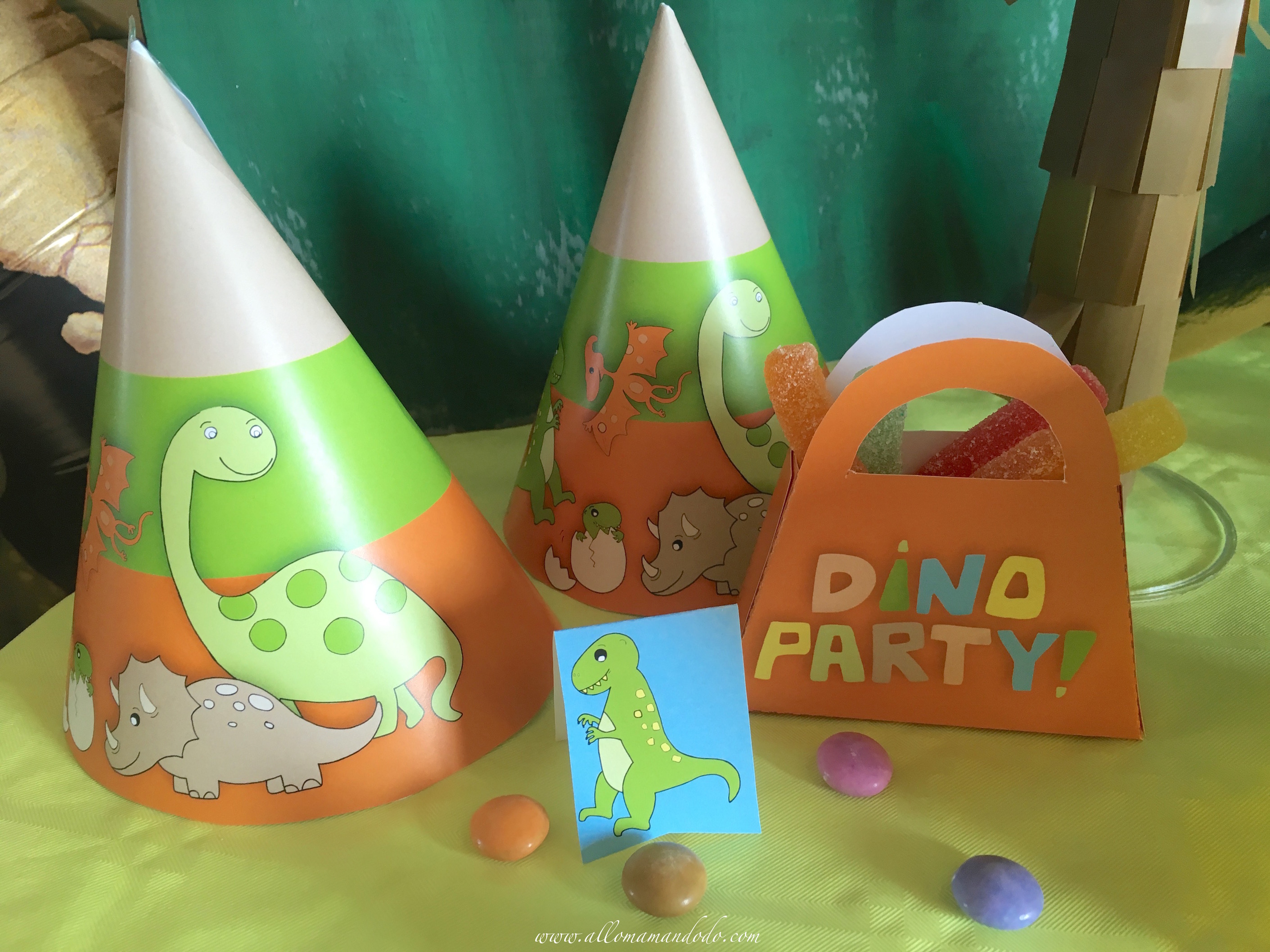 Ma déco d'Anniversaire dinosaure! (PtitePomme 6 ans!) + Printable Dinos